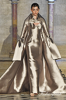 Lena Erziak F/W25